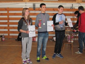 Podium starsi zaci