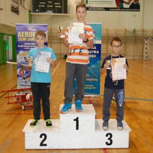 Podium Młodzik: 2. Mateusz Mięczak, 1. Kacper Kaczmarek, 3. Mateusz Filipczuk