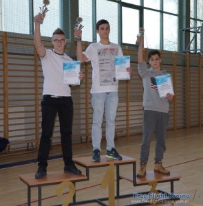 Podium junior młodszy. 2. Łukasz Flisiuk, 1. Patryk Bajer, 3.Mikołaj Walczak