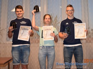 Podium F1A junior: 2. Dominik Skwarek, 1. Roksana Gądek, 3. Łukasz Flisiuk