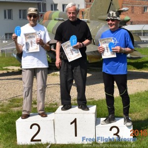 Podium F1S. 2. Tadeusz Jurczyk, 1. Stanisław Kubit (na fot. S. Kopacz), 3. Józef Półchłopek