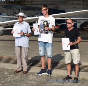 Podium w klasie F1S open: 2. Tadeusz Jurczyk, 1. Filip Badylak, 3. Jan Węgrzyński