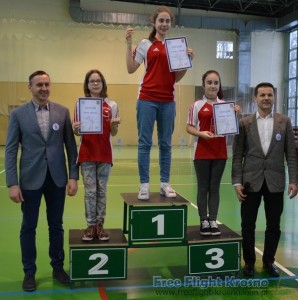 Podium PP młodzik dziewczęta: 2. Karina Sawicka, 1. Wiktoria Hałasa, 3. Wiktoria Gajos