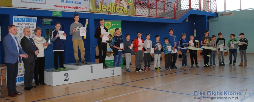 Młodzicy, na podium: 2.Mateusz Mięczak, 1. Kacper Kaczmarek, 3. Maciej Trygar