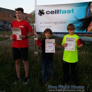 Podium F1K junior młodszy: 2. Marcel Mandziak, 1. Kamil Pogonowski, 3. Marek Moździerz